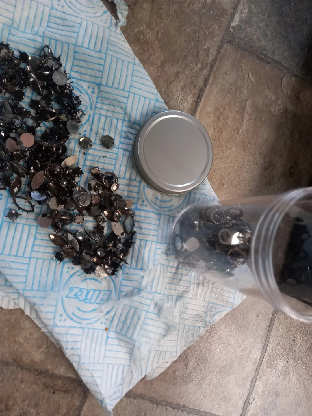 Photo from Jaynesbabybank Registered - cic, 22 Sep 2026: Pulled these off a damaged peeling belt to recycle as crystal studs or for our craft clubs. Plastic cylinders were donated too ♻️🍼🌏🏴󠁧󠁢󠁷󠁬󠁳󠁿💙