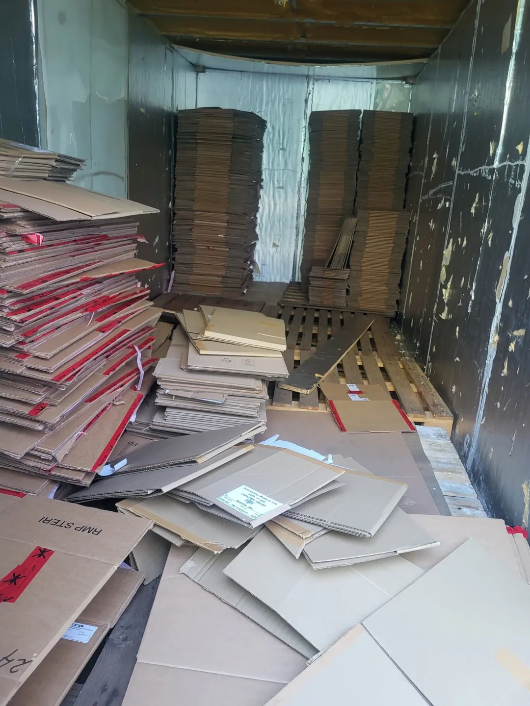 Photo from Jaynesbabybank Registered - cic, 26 Oct 2026: Packing boxes joblot. £20 please Collection only np10