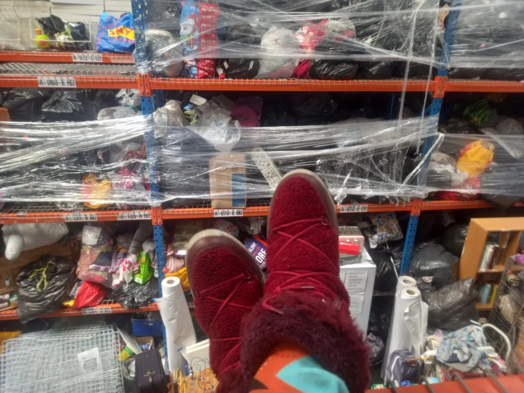 Photo from Jaynesbabybank Registered - cic: Haters : clingfilm is flammable A. Ring the Police because thousands of companies across the world use shrink wrap for the exact same purpos