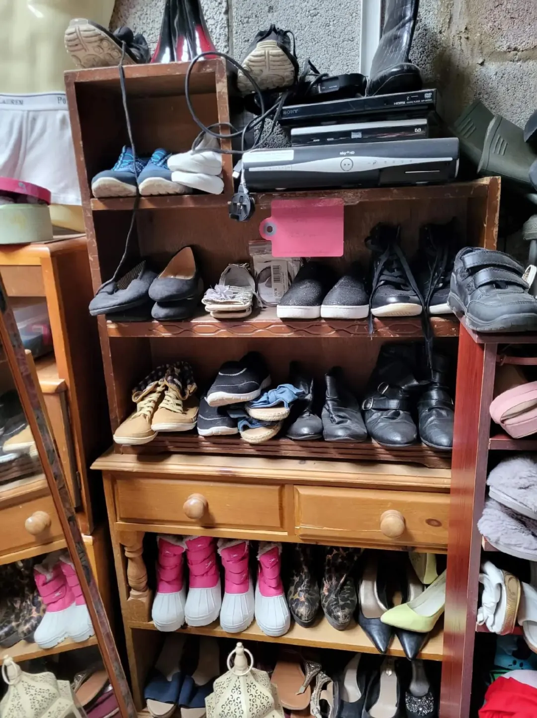 Photo from communityshopone, 5 Aug 2025: 5 Crane Street Mon- Sat 10-4 Pontypool open Sunday 14 Pentrebane Streer Mon- Sat 10-4 CAERPHILLY 68 Tredegar Street Mon - Friday 10-4 approx
