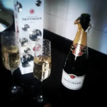 Image from Carrie Anne, 28 Apr 2015: Celebrating last night! Fresh as a daisy this morning! :)