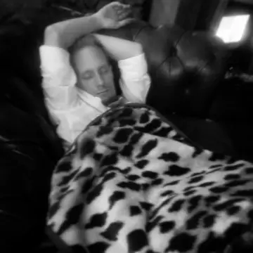 Image from Carrie Anne, 25 Sep 2015: Can I have my sofa back please?