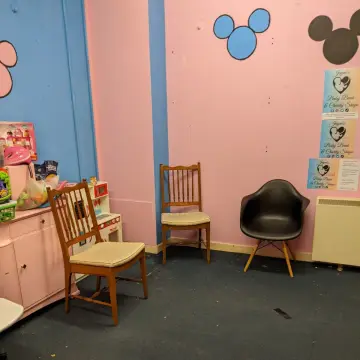 Photo from Jayne's Baby Bank (older photos)