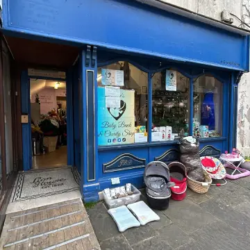 Photo from Jayne's Baby Bank (older photos), 7 Dec 2023