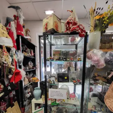 Photo from Jayne's Baby Bank (main page), 26 Feb 2025: Blackwood shop has had a good tidy up today pop up tomorrow and have a look