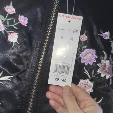 Image from Jayne's Baby Bank (main page), 20 Jul 2025: Selling some of my clothes which are too big for me to raise money for the Baby Bank. Please pay into the Baby Bank account directly online 