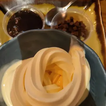 Image from Jayne's Baby Bank (main page), 17 Jul 2025: Deserts last night