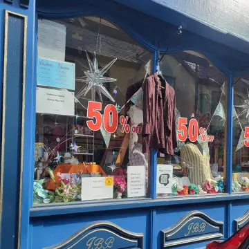 Image from Jayne's Baby Bank (main page), 9 Aug 2024: I have my washing out!