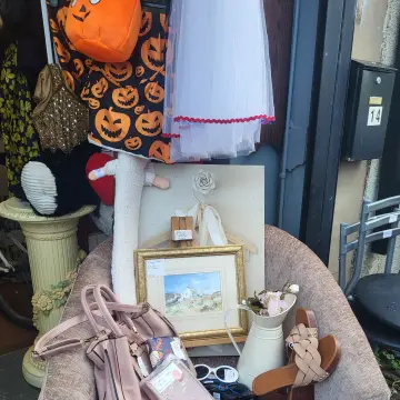 Image from Jayne's Baby Bank (Main Historical Profile), 23 Oct 2025: Donations accepting : stuff we need for clubs- lego and craft Toiletries qnd make up for our beauty bank and food bank Nappies and food dona