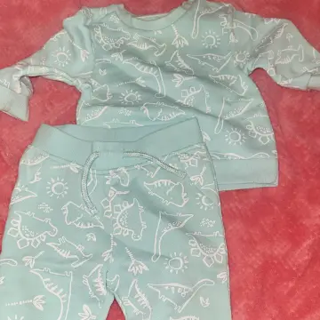 Image from Jayne's Baby Bank (Main Historical Profile), 16 Dec 2025: Other nice items donates tonight available until the end of the week then they will go into storage . We can post for additional p&p No deli