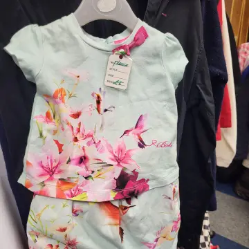 Image from Jayne's Baby Bank (Main Historical Profile), 3 Apr 2024: Lovely 0-3 Ted Baker outfit hardly worn £8 please - Blackwood shop