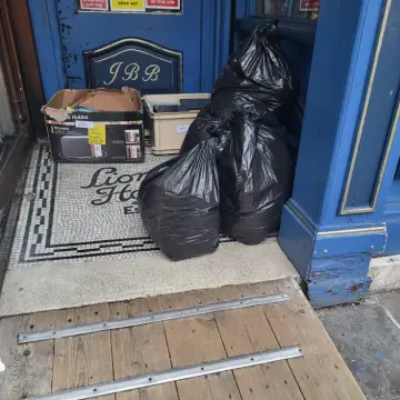Photo from Jayne's Baby Bank (main page), 10 Jan 2025: Donations - thank you everyone & thank you to our good neighbours Ragamuffins for donating to us too ♻️🍼🌍❄️❤️