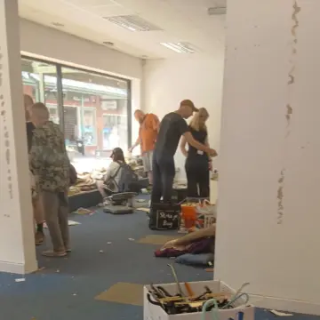 Image from Jayne's Baby Bank (main page), 10 Jul 2025: All FREE BLACKWOOD SHOP. We would rather give it back to the public than bin or store it away! 50% off in all our other shops! Last day up B