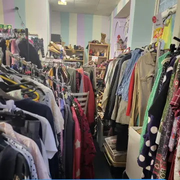Image from Jayne's Baby Bank (main page), 7 Sep 2024: When you hit a certain age in life and the best Saturday night out is in a charity shop! ♻️🍼🌎❤️ Pontly pool open tomorrow am.