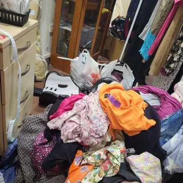 Photo from Jayne's Baby Bank (main page), 30 Oct 2024: Donations ♻️ Delivery off stuffs to crack on with phase 2