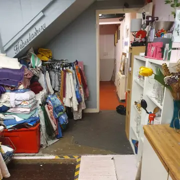 Photo from Jayne's Baby Bank (main page), 12 Mar 2025: Thank you to the volunteers- I've been in bed for 2 days I'll and a pain in the stomach. Thank for all their hardwork Blackwood and Pontypoo