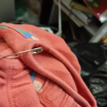 Photo from Jayne's Baby Bank (main page), 16 Feb 2025: Volunteers- can you safty pin sets together please in the 3 for £1 baby clothes section. Mums - be aware they will be safty pinned for your 