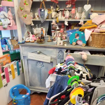 Image from Jayne's Baby Bank (Main Historical Profile), 8 Dec 2023: Dan's on his way to open Big Risca - all free - bring bags Little Risca us open around 10am Volunteers welcome