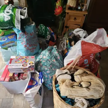 Image from Jayne's Baby Bank (Main Historical Profile), 6 Feb 2026: My mother's on a roll! Donations all checked , priced ect and ready to go!