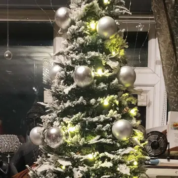 Image from Jayne's Baby Bank (Main Historical Profile), 18 Dec 2025: Pop up tree with lights and box £30 please