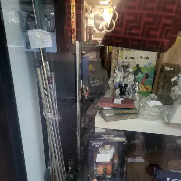 Photo from Jayne's Baby Bank (main page), 5 Dec 2024: Blackwood shop open Friday and Saturday 9 - 4 approx . We put all our designer and collectable and vintage items in Blackwood Shop. If you l