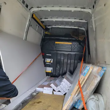 Photo from Jayne's Baby Bank (main page), 30 Oct 2024: Donations ♻️ Delivery off stuffs to crack on with phase 2
