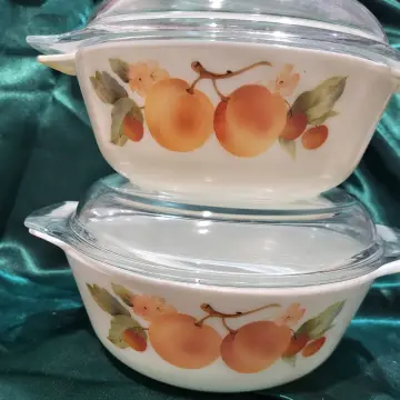 Image from Jayne's Baby Bank (Main Historical Profile), 29 May 2024: Vintage Pyrex with original lids. Large £40 please Medium £30 please Donation centre