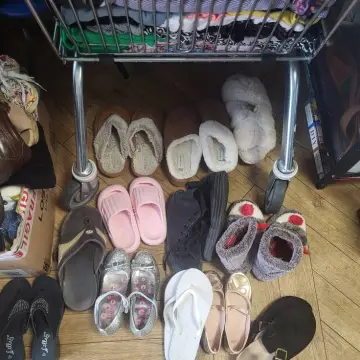 Image from Jayne's Baby Bank (main page), 2 Sep 2025: £1 a pair please Caerphilly shop Can be posted for p&p Can't hold without payment Many thanks