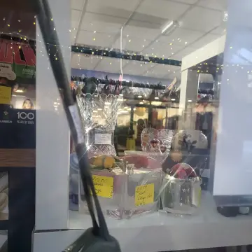 Photo from Jayne's Baby Bank (main page), 9 Dec 2024: 75% discount Blackwood shop tomorrow we can not hold items with or without payment. Card or contactless only we do not take cash payments.