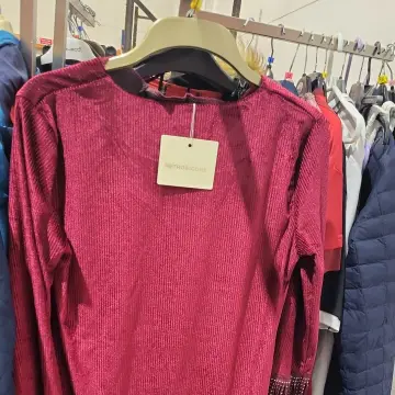 Image from Jayne's Baby Bank (Main Historical Profile), 4 Apr 2024: Darker red retro & icon £8 please new with tags size large dc