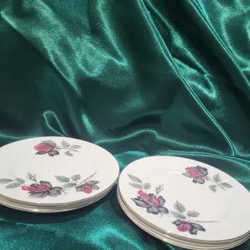 Image from Jayne's Baby Bank (Main Historical Profile), 29 May 2024: Royal Albert cake plates x6 £10 please