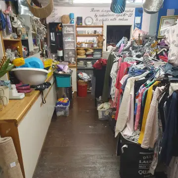 Photo from Jayne's Baby Bank (main page), 12 Mar 2025: Thank you to the volunteers- I've been in bed for 2 days I'll and a pain in the stomach. Thank for all their hardwork Blackwood and Pontypoo