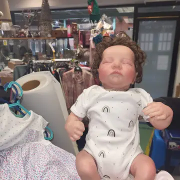 Image from Jayne's Baby Bank (Main Historical Profile), 25 Mar 2024: Reborn mums welcome in thr shops to help support us :) ♻️🍼🌎🌈 Doll is customers not ours