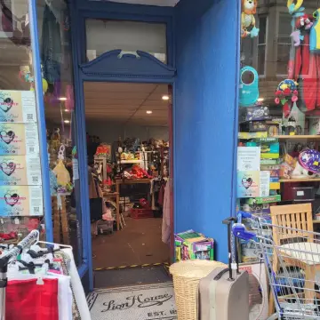 Photo from Jayne's Baby Bank (main page), 9 Feb 2025: Pontypool shop is open for donations - Sunday trading hours for sales. First customer to show me this post when they come to the shop gets a
