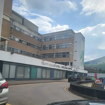 Image from Jayne's Baby Bank (Main Historical Profile), 7 May 2024: Seeing the consultant about my double knee replacement 🙏🙏🙏🙏 if they scan my hips I may be able to get a rough estimate to what the tumor has