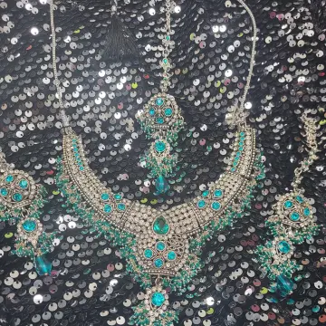 Image from Jayne's Baby Bank (main page), 10 Aug 2024: Beautiful set donated for fundraising £12 please Donation centre