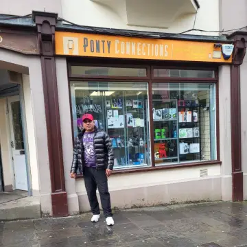 Photo from Jayne's Baby Bank (main page), 7 Mar 2025: Thank you to our neighbours Ali at Pontypool Connections for the lovely donations . #WorkinginPartnership #workingtogether