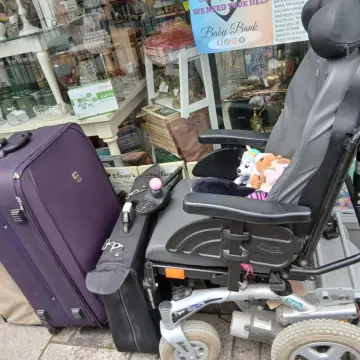 Image from Jayne's Baby Bank (main page), 30 Jul 2025: Caerphilly shop open