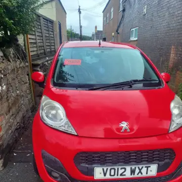 Image from Jayne's Baby Bank (main page), 27 Aug 2025: About to be clamped of not moved Fly tipping of garage door that used to be where the fence has now been erected also reported. Both prevent