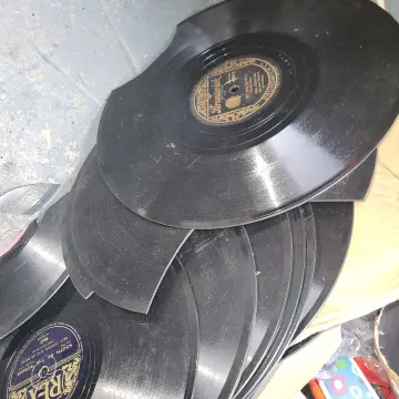 Image from Jayne's Baby Bank (Main Historical Profile), 20 Jun 2024: 10-15 old fashioned broken records available for craft - free to collector