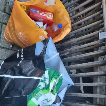 Image from Jayne's Baby Bank (Main Historical Profile), 14 Jan 2024: Donations this morning for our foodbank