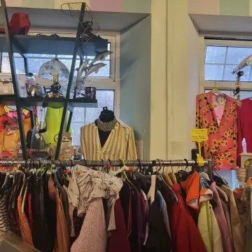 Photo from Jayne's Baby Bank (main page), 25 Feb 2025: All items are 50% off the marked price at Pontypool Superstore. We are going to trail payment in advance of collection. Payment to the Baby 
