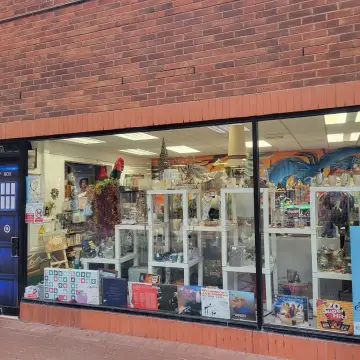 Photo from Jayne's Baby Bank (main page), 29 Jan 2025: BLACKWOOD & PONTYPOOL SUPERSTORES OPEN TODAY! Market day at Pontypool (indoor and out). SHOP 1 & 2 OPEN TODAY. ✅️✅ card and contactless paym