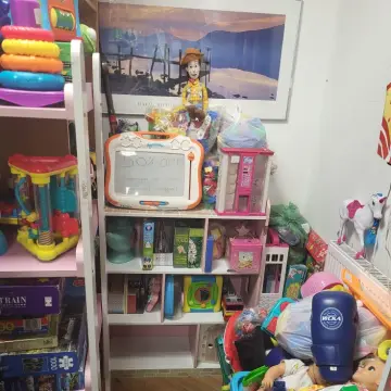 Image from Jayne's Baby Bank (main page), 30 Aug 2025: Pontypool manager popped to Caerphilly shop today and waved her magic wand in the toy area! I can get two more shelves in there now !