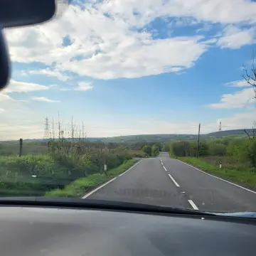 Image from Jayne's Baby Bank (Main Historical Profile), 6 May 2024: Donation number 3 pick up! Not sure where I am! But the view is nice and it's keeping me out of trouble! 🙈🙈