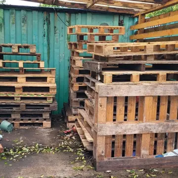 Photo from Jaynesbabybank Registered - cic, 23 Oct 2026: Pallets available as a joblot. Make us an offer please - Rogerstone collection only.