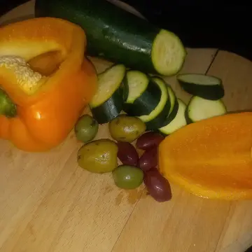 Image from Jaynesbabybank Registered - cic, 21 Jul 2026: Busy bee Made up some salad bits for a Tiffany Plate Made a courgette and olice pasta bake Lemon carmel and chocolate parfait
