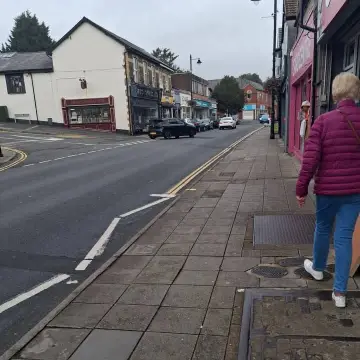 Photo from Jaynesbabybank Registered - cic, 19 Sep 2026: Two desks outside DC for free and a scrap trolley if any one wants them just take them. Please don't leave donations outside Pontypool shops