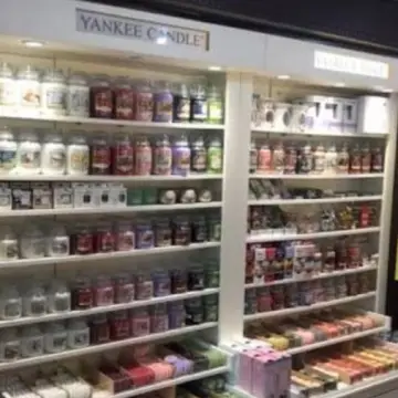 Image from Jaynesbabybank Registered - cic, 11 Sep 2026: We will be in a bit later today guys because a shop in Cardiff has some glass stands and Yankee candle stands for us. Many thanks to all the