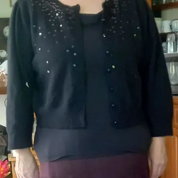Image from Jaynesbabybank Registered - cic, 3 Jul 2026: Fit check of the day 👍 Cardif £1 Jayne's Baby Bank Top free box Jayne's Baby Bank Trousers £1 Jayne's Baby Bank Boots £5 new off a website c